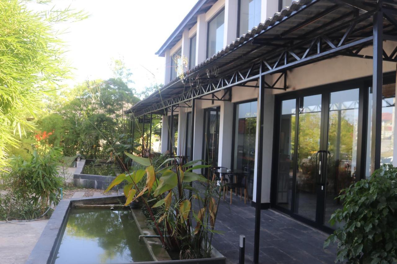 Chang Palace Vientiane Exterior foto